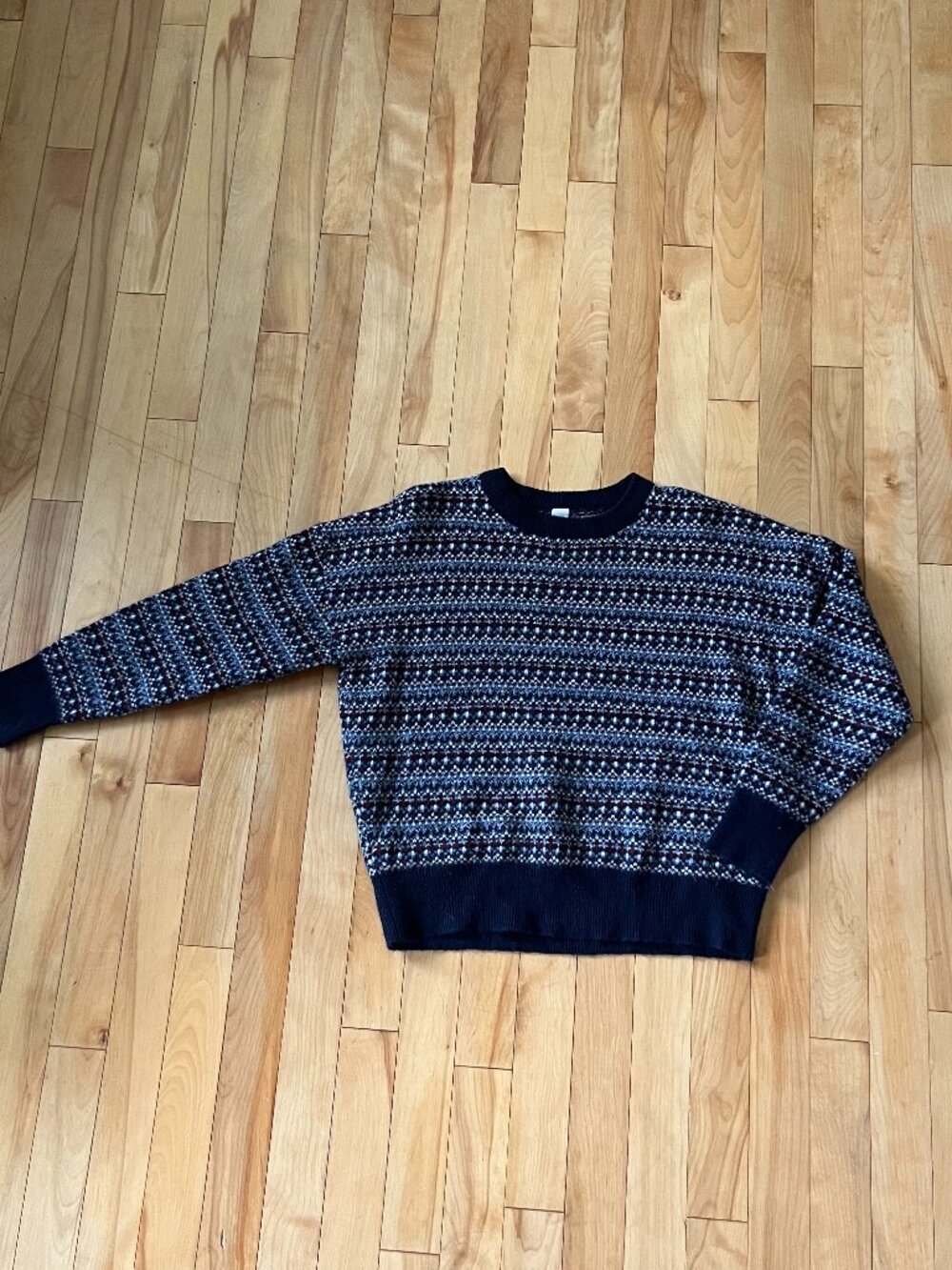 Dark blue multicoloured knit sweater